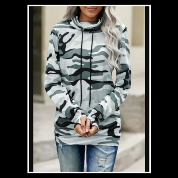 🤍White Camo Cowl Neck Sweatshirt🤍 - Picture 5 of 8
